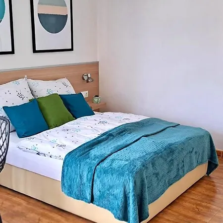Patrick's - Royal Bay Apartment